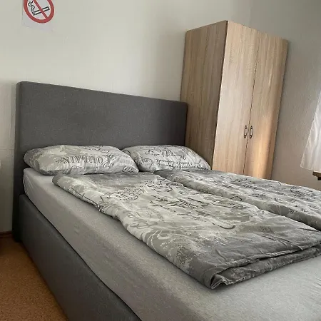 Fam M & H Schoene 4 In Apartment *